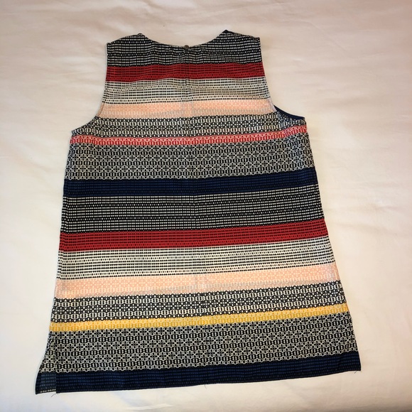 Sleeveless Vince Camuto Top - Picture 4 of 4